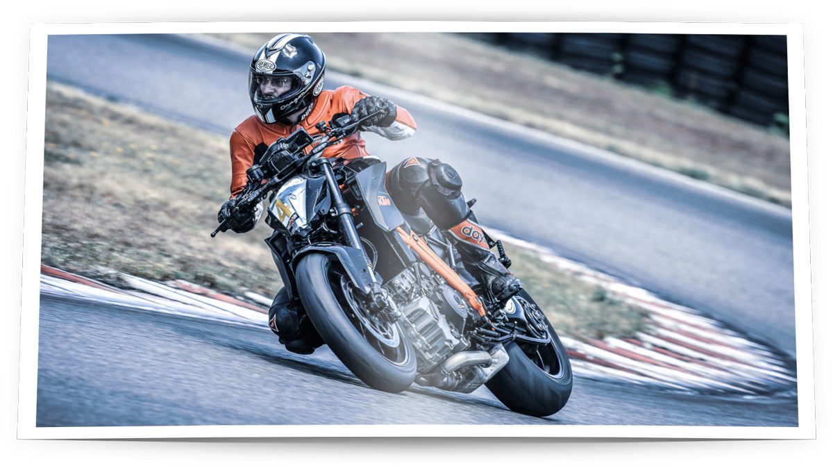 MotorProsa Blog Header Fahrtraining Rheinring 1 Effekt