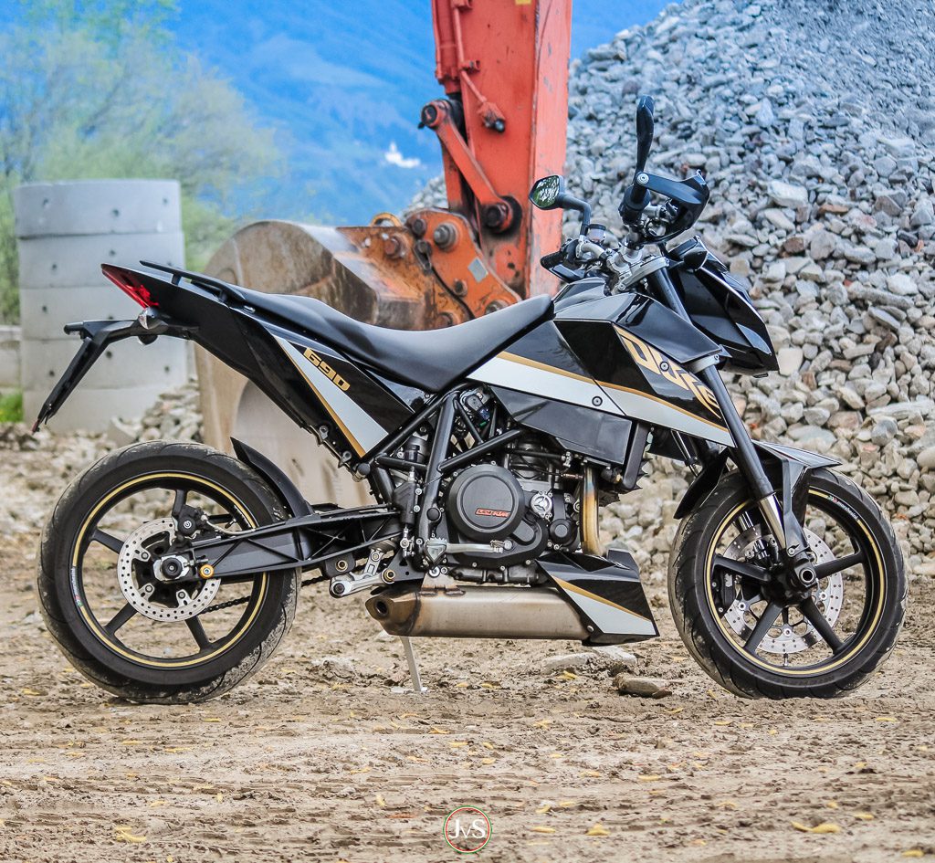 The Duke III from KTM - a maddening motorcycle