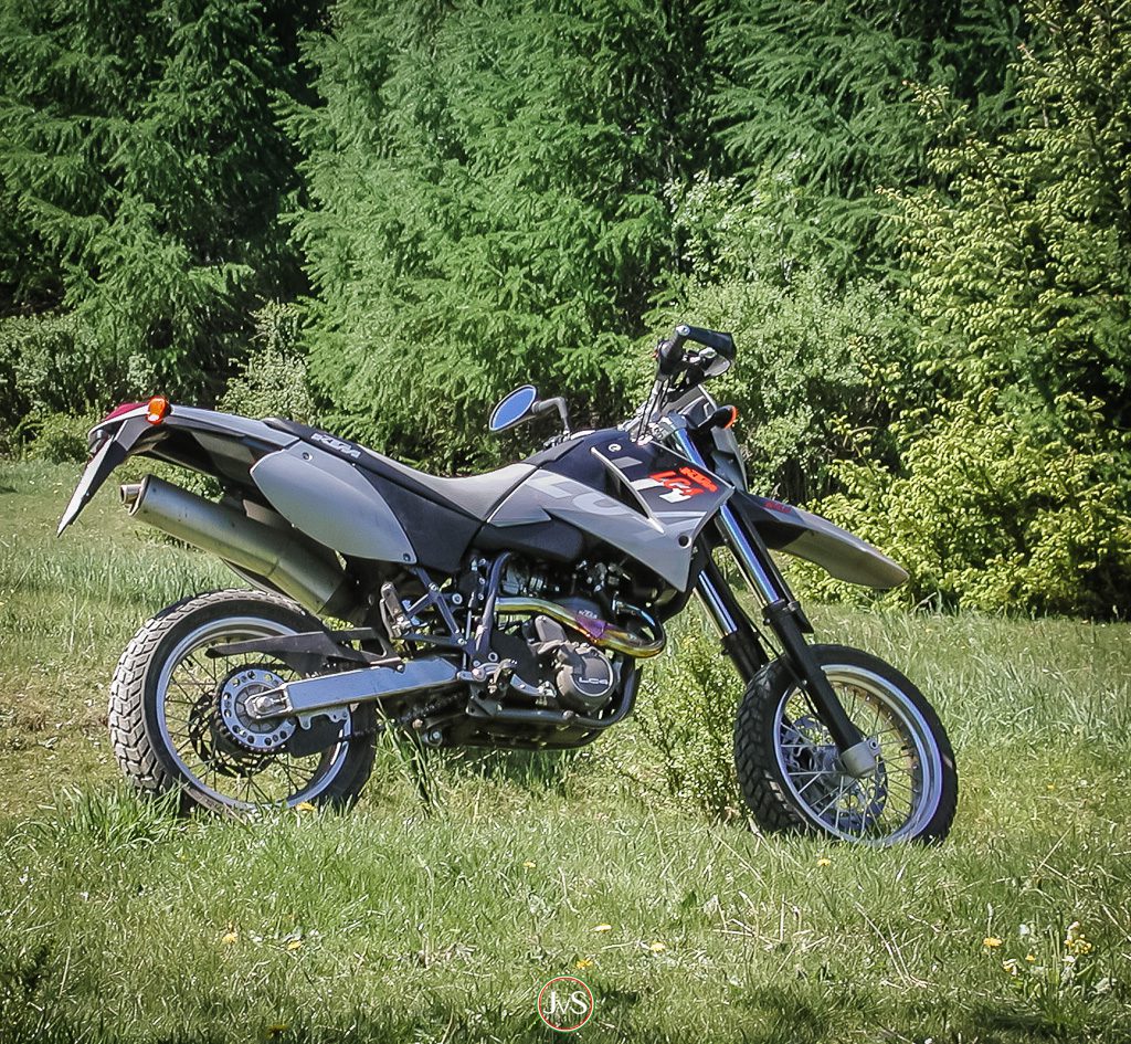 Supermoto – Spaß auf der Gass' 2 Mein Einstieg in die Supermoto-Welt: Die LC4 640 von KTM