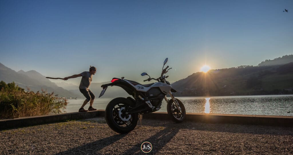 Cool – Riding the Zero FXE 7.2 1 MotorProsa: Riding the Zero FXE