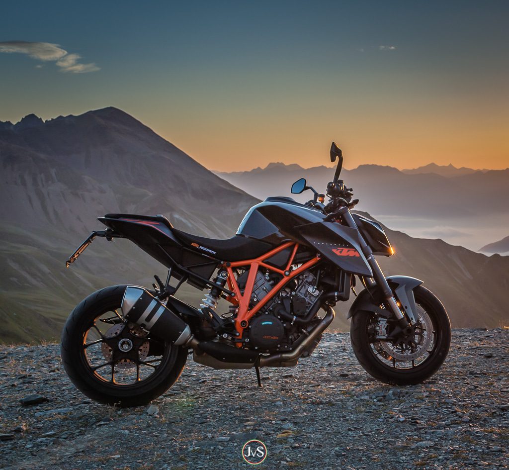 The crazy KTM Superduke: my last ICE motorcycle before my journey into electromobility
