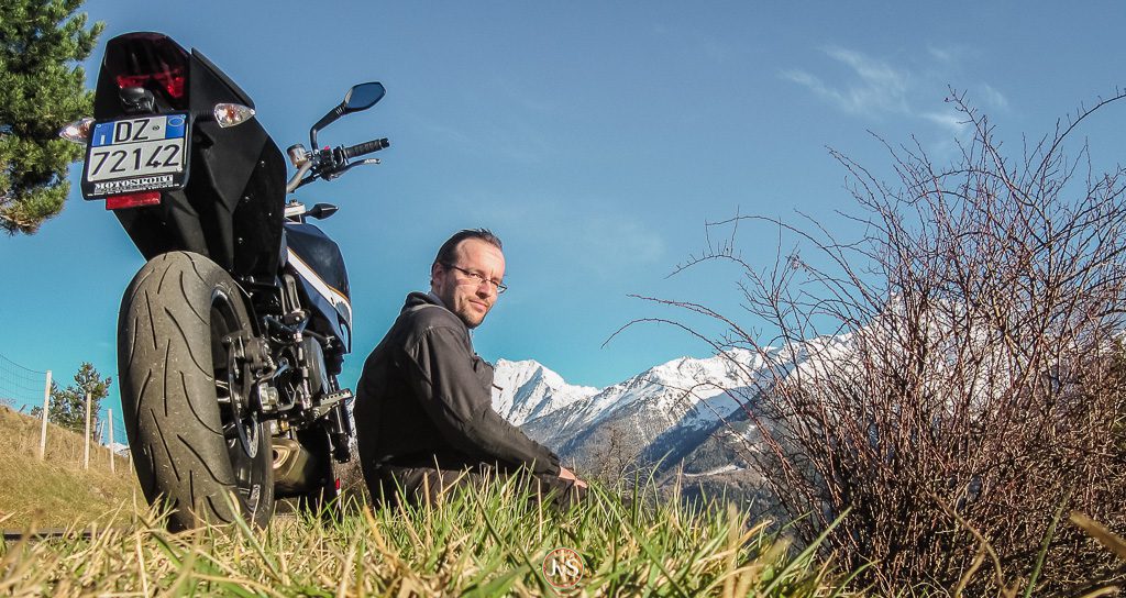 Jürgen 'JvS' Theiner, der Mann hinter "MotorProsa" Jürgen 'JvS' Theiner, der Mann hinter "MotorProsa" (Motorrad-Geschichten aus der Kurve)