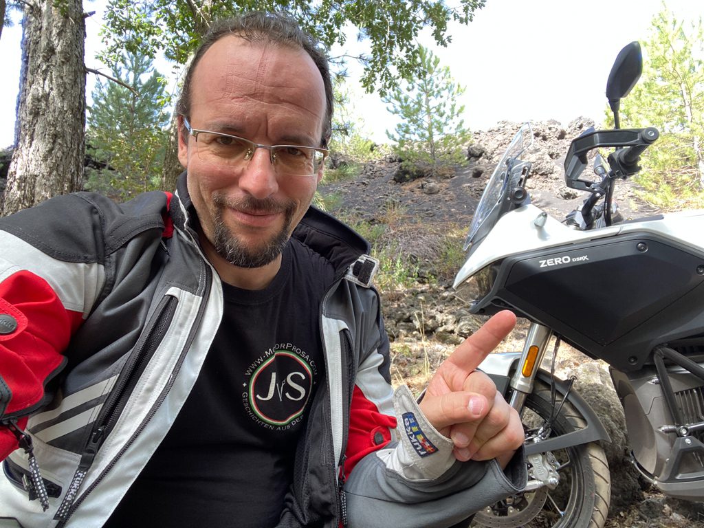 Zero DSR/X 17.3 – The Californian Adventurer 12 I'm impressed with the Zero DSR/X