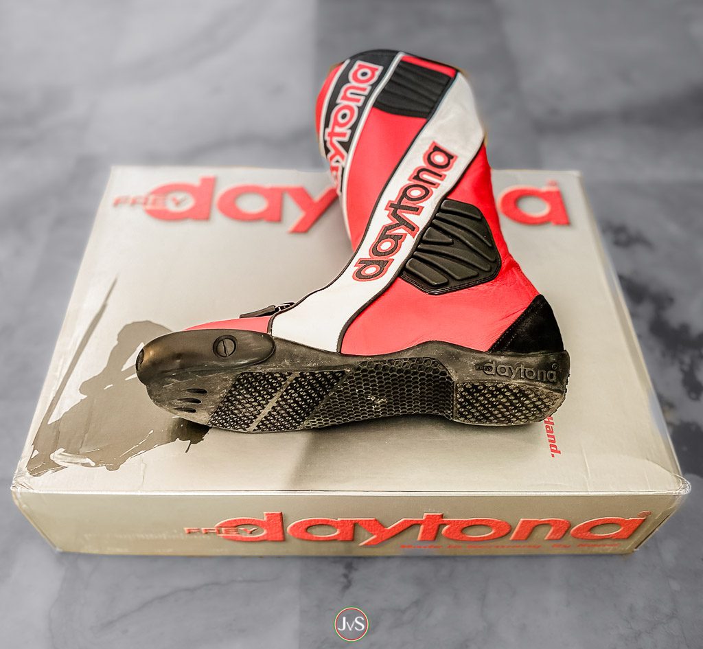 Neue Stiefel für MotorProsa: Daytona Security Evo G3 8 Für die Füße nur das Beste: Der Zwei-Schalen-Stiefel Daytona Security Evo G3 von Daytona.