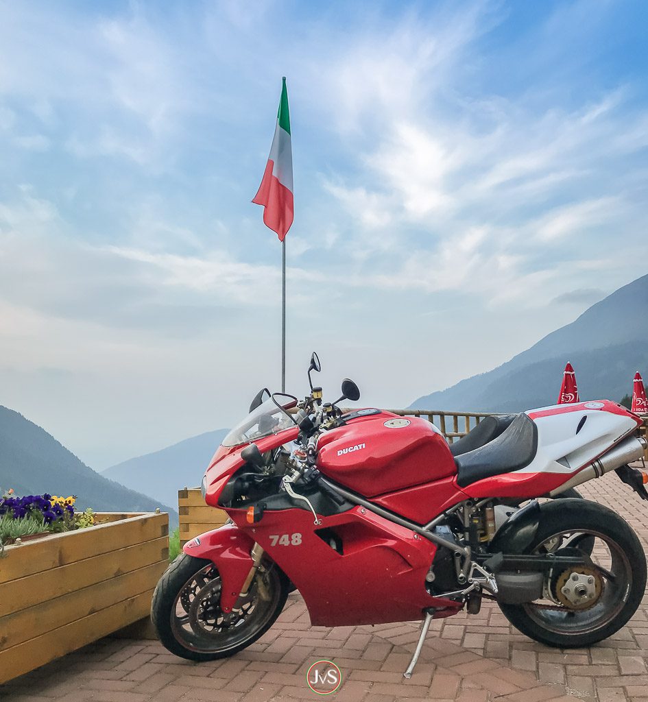 100,000 kilometres on the Ducati 748s 9 Italian hot-blooded: my Ducati 748s