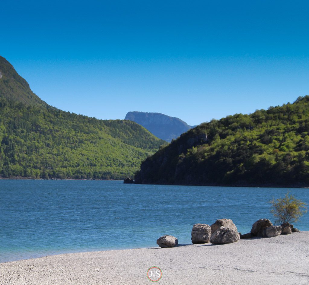 Blick über den Molveno-See
