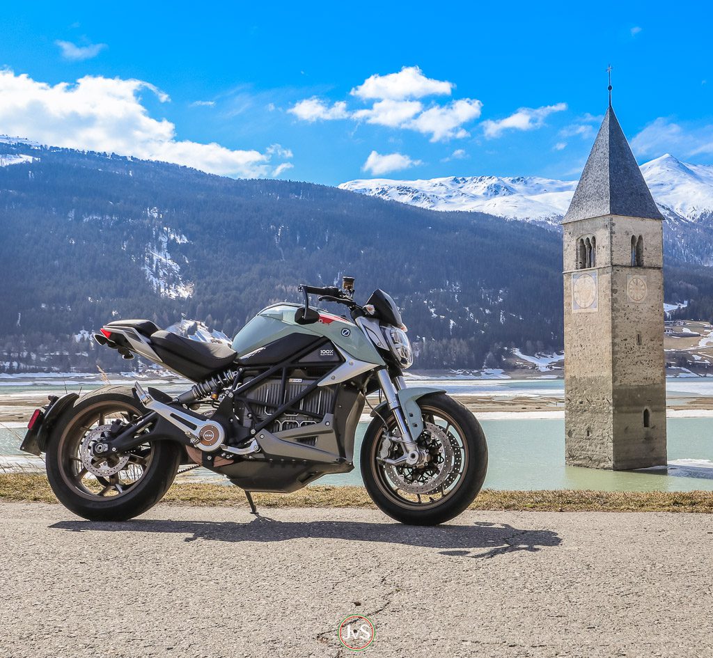 My Zero SR/F in front of the Altgraun tower