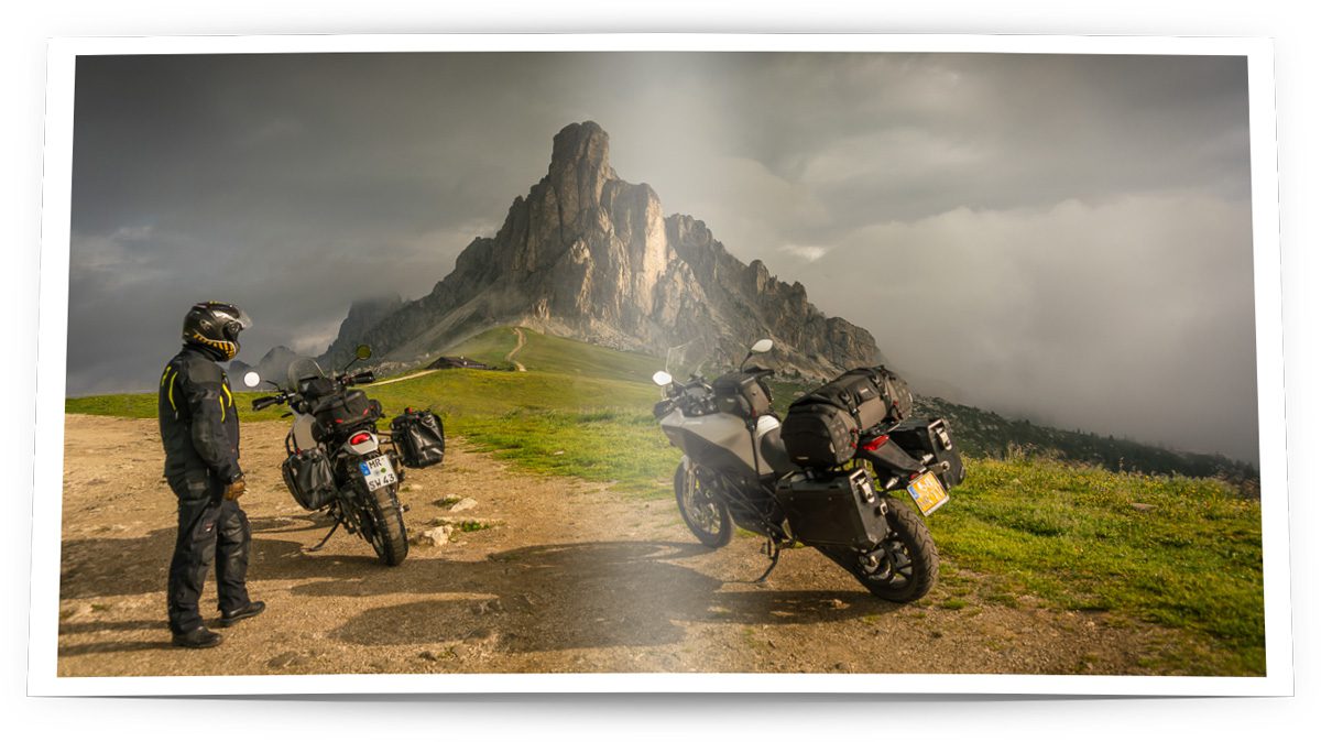 MotorProsa Blog Header Passo di Giau Effekt