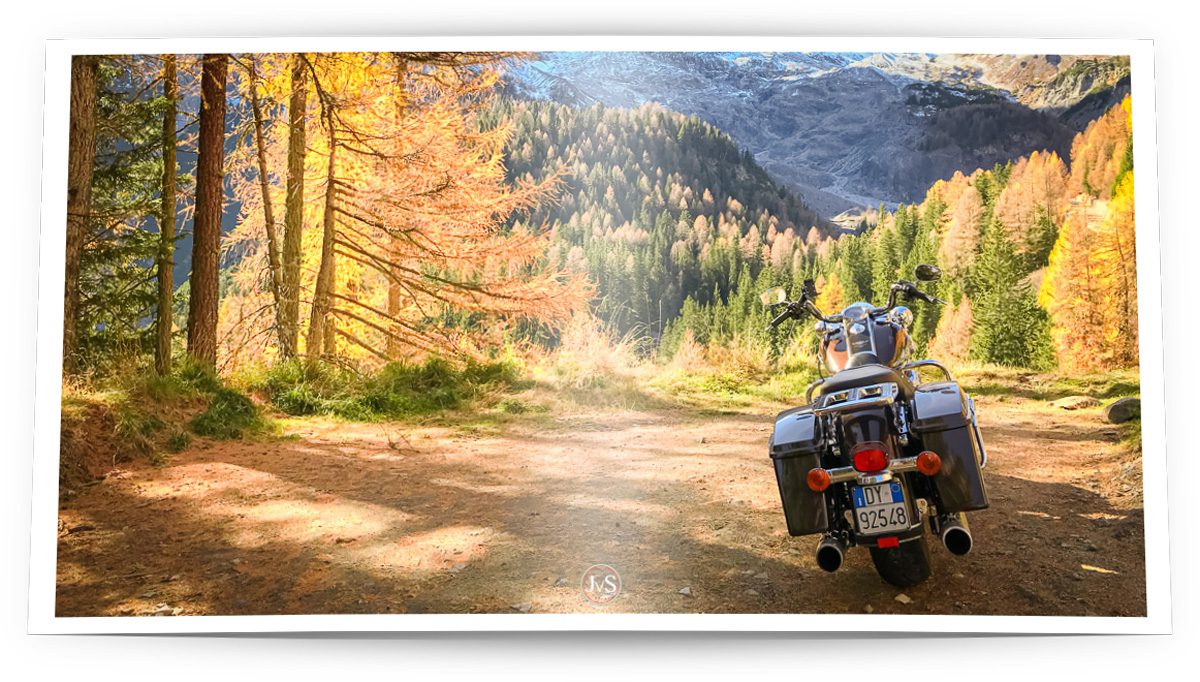 MotorProsa Blog Header Im Herbst aufs Joch 1 Effekt