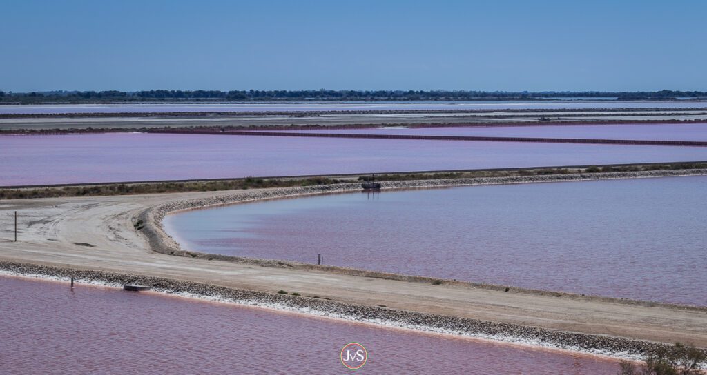 Das #motwunsch-Revival 1 Mein #motwunsch: Eine Reise durch die unendlichen Becken der Camargue-Salinen
