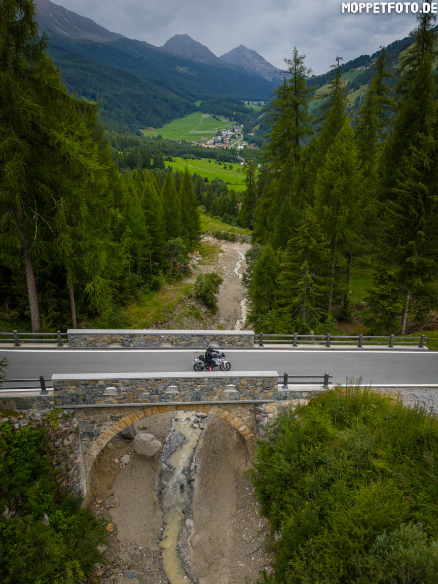 Kurz vor Sta. Maria MotorProsa-Blog: Post Passportrait Umbrail - 13