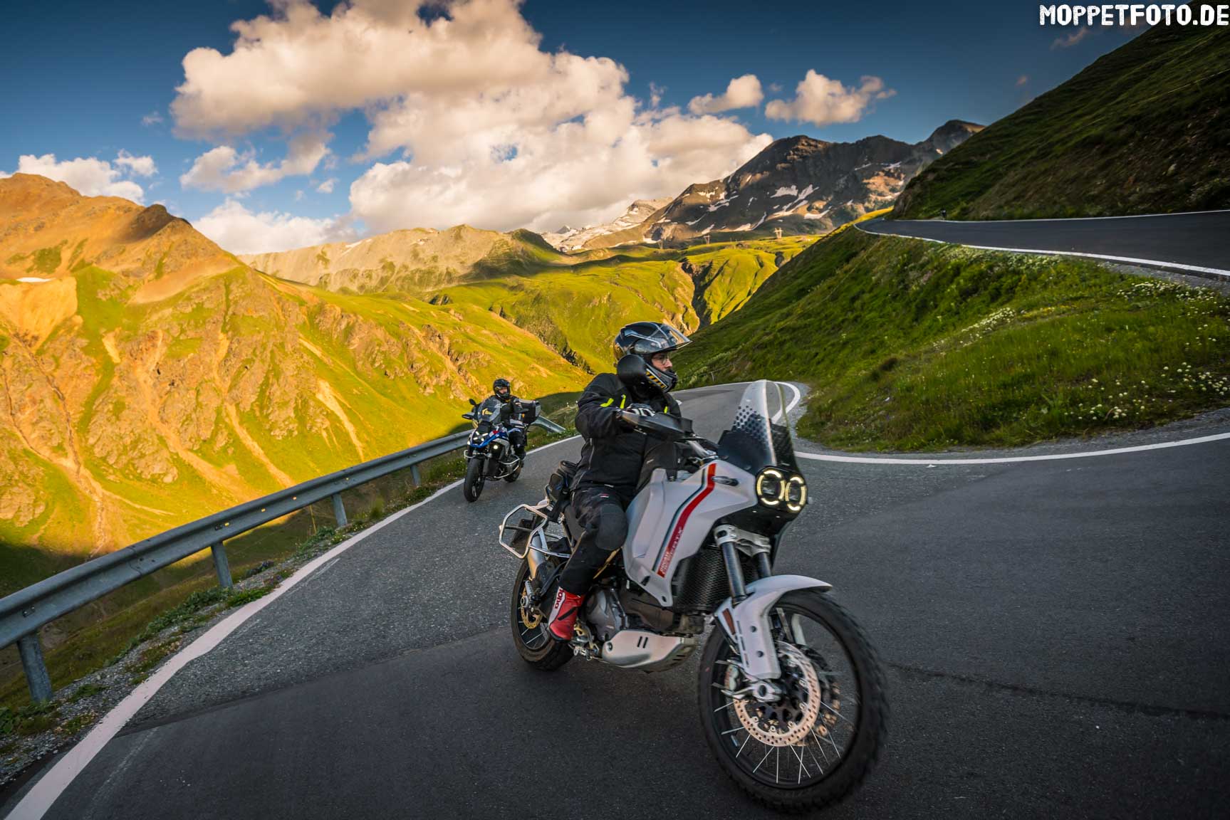 Beste Übersicht: Auf der Umbrail-Rampe MotorProsa-Blog: Post Passportrait Umbrail - 6